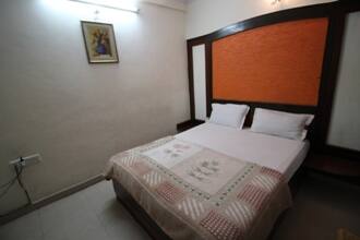 Star Deluxe Lodge, Bangalore 3
